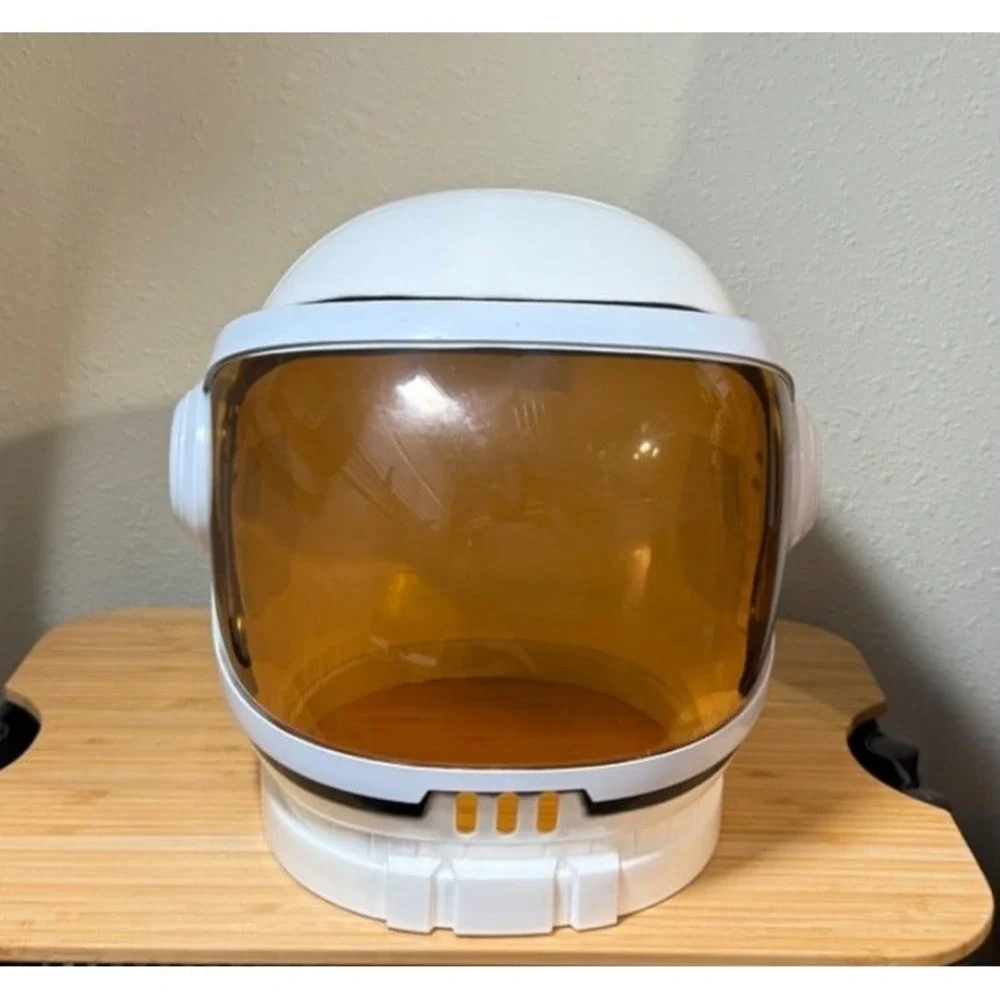 Joyin NASA Astronaut Space Helmet Youth White Amber Visor Costume Accessory